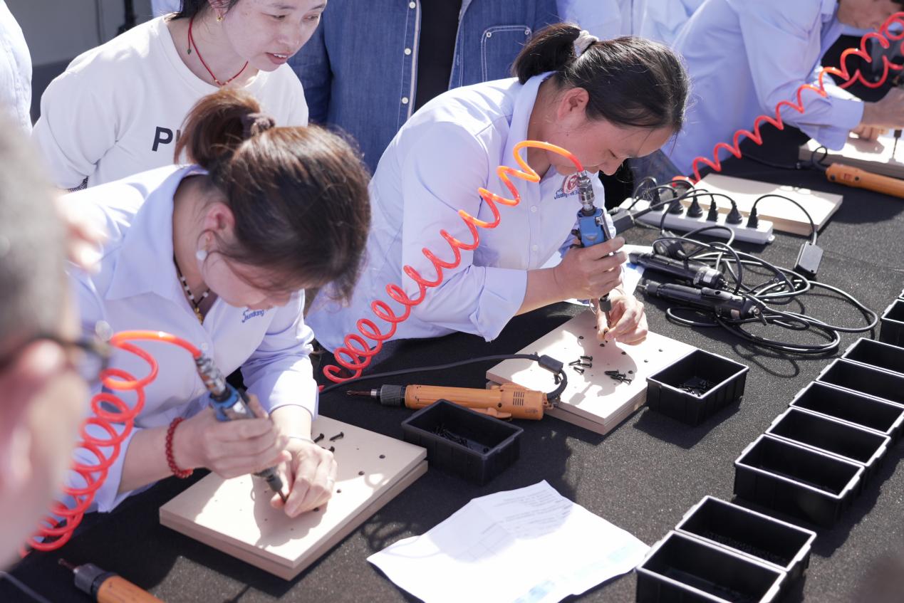 音王開展“弘揚(yáng)工匠精神、鑄造音王精品”主題活動(dòng)