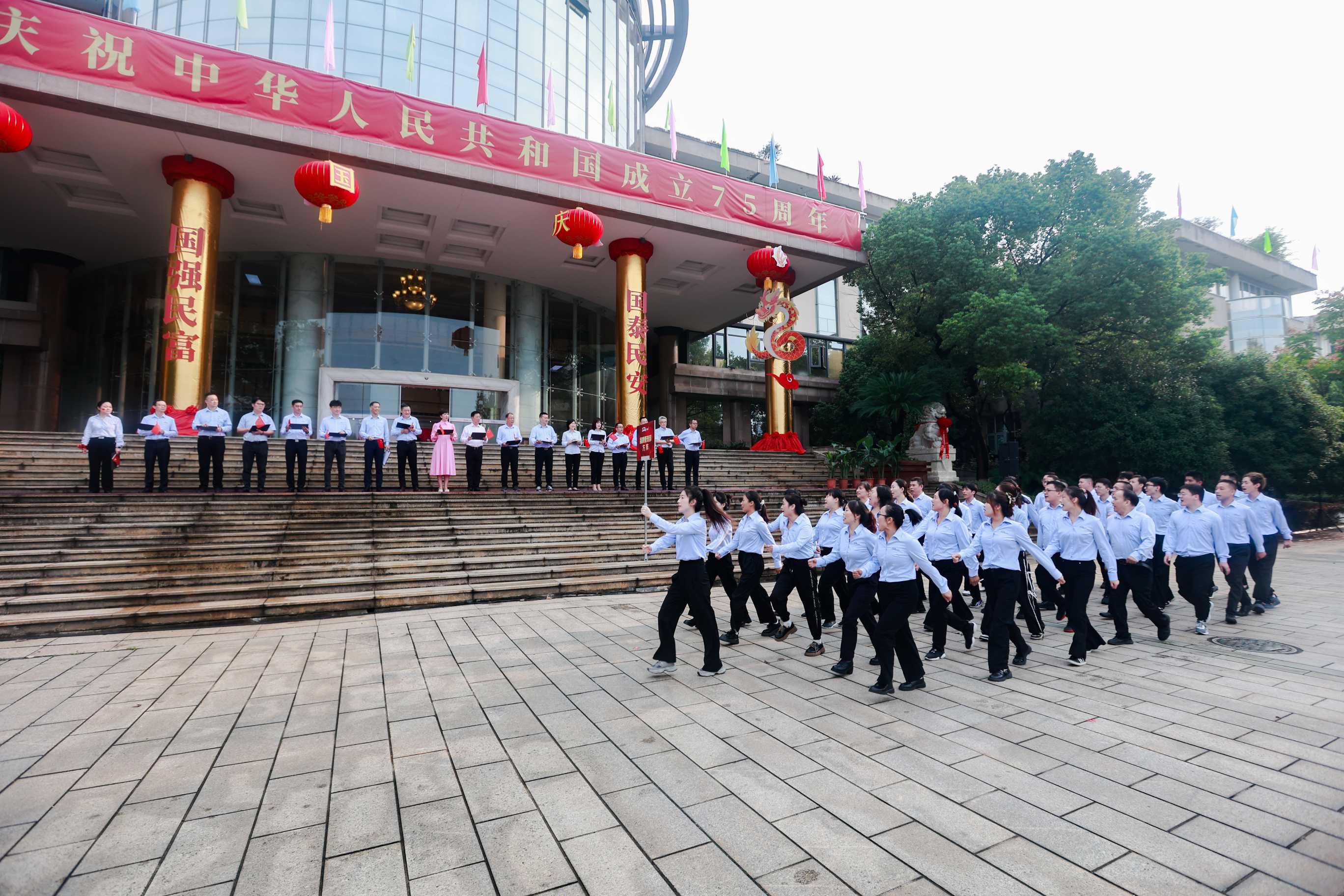 音王集團共慶華誕：七十五載輝煌交響，家國情懷共鑄時代華章