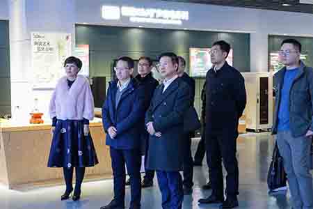 寧波市黨政領(lǐng)導(dǎo)一行赴音王集團(tuán)考察調(diào)研，共鑄科技文化融合發(fā)展